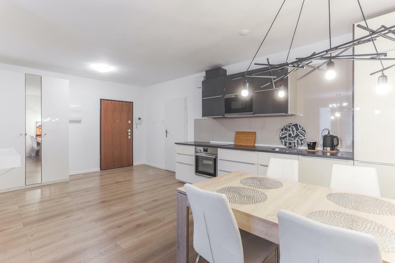 גדנסק Apartmate Spacious Apartment With Balcony Oldtown For 6 People מראה חיצוני תמונה